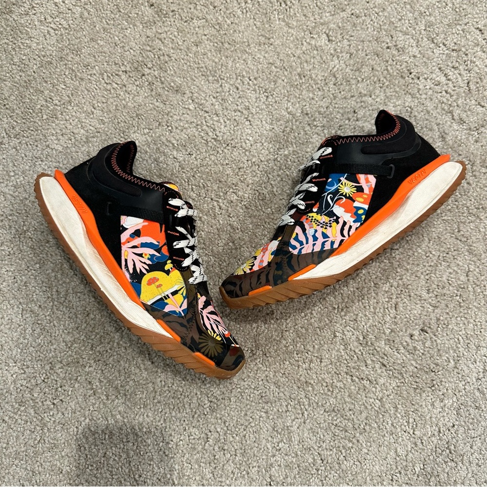 The North Face Vectiv Floral Hiking/Running/Outdoor Shoes Women’s Size 10